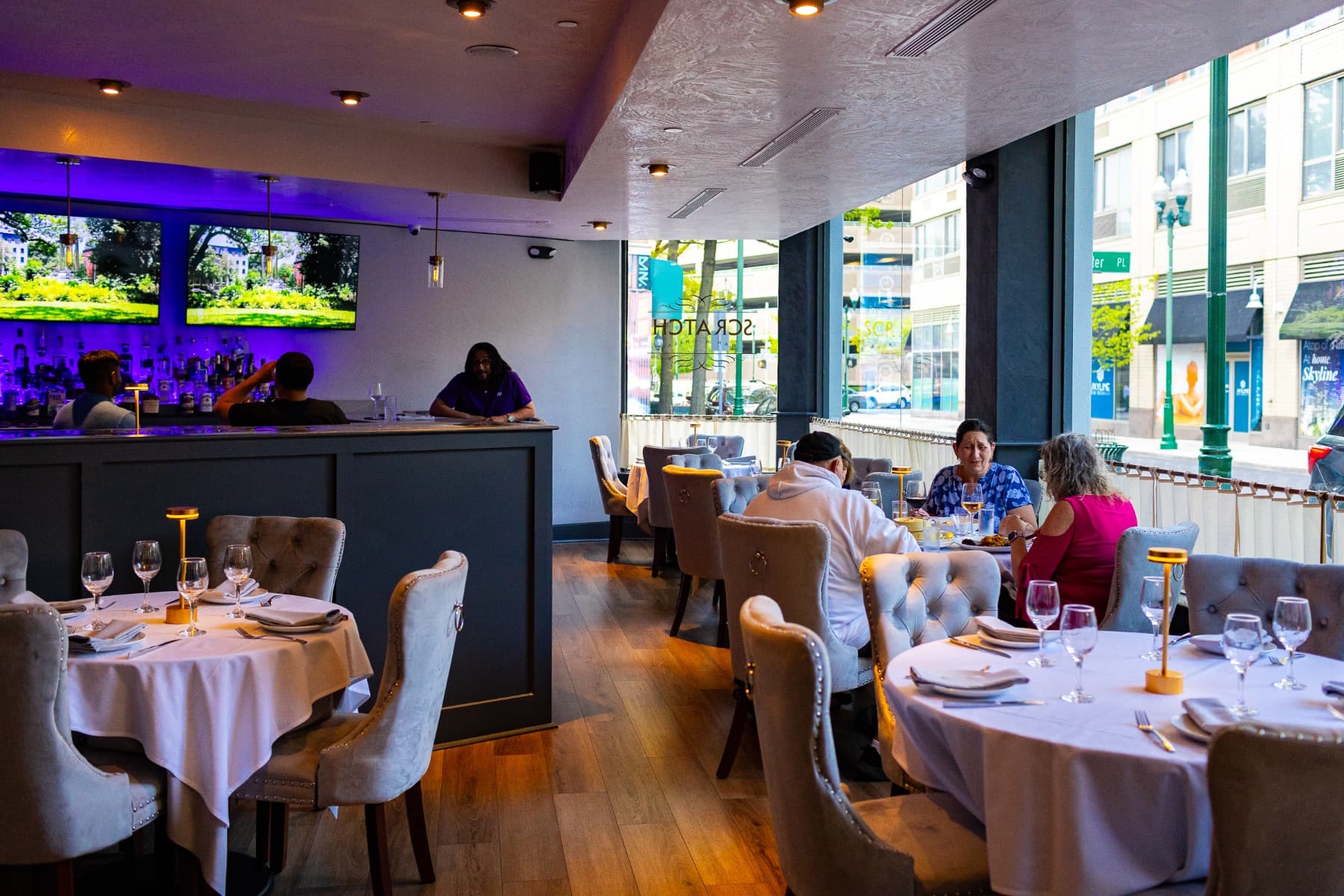 Scratch Bar & Grill